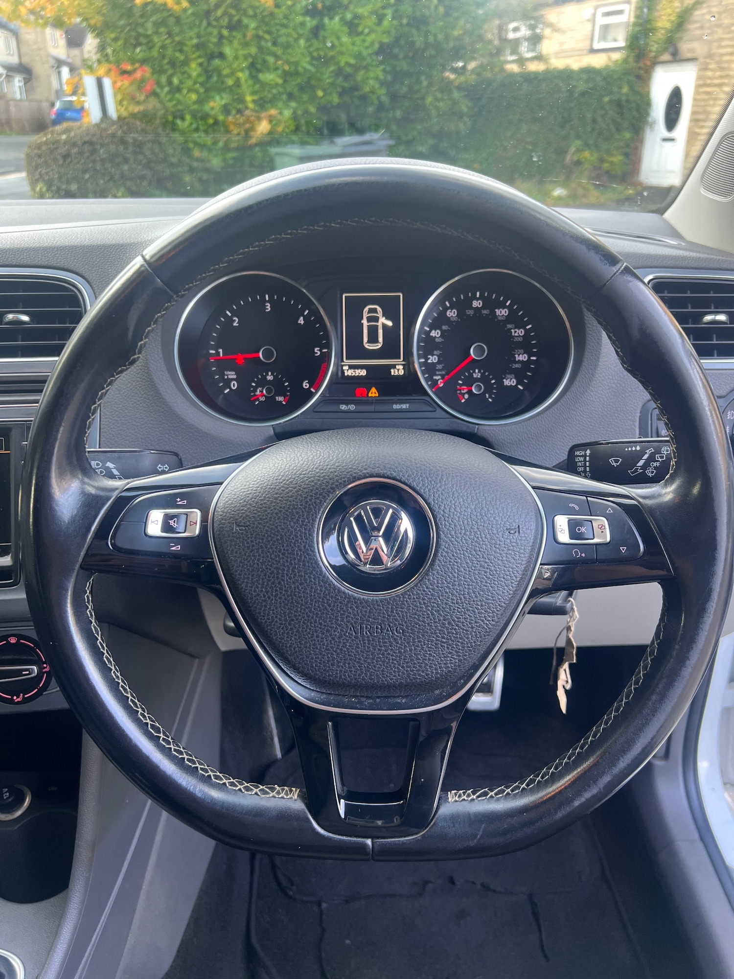 Used Volkswagen Polo 2015 for sale - 76320799: Photo 16