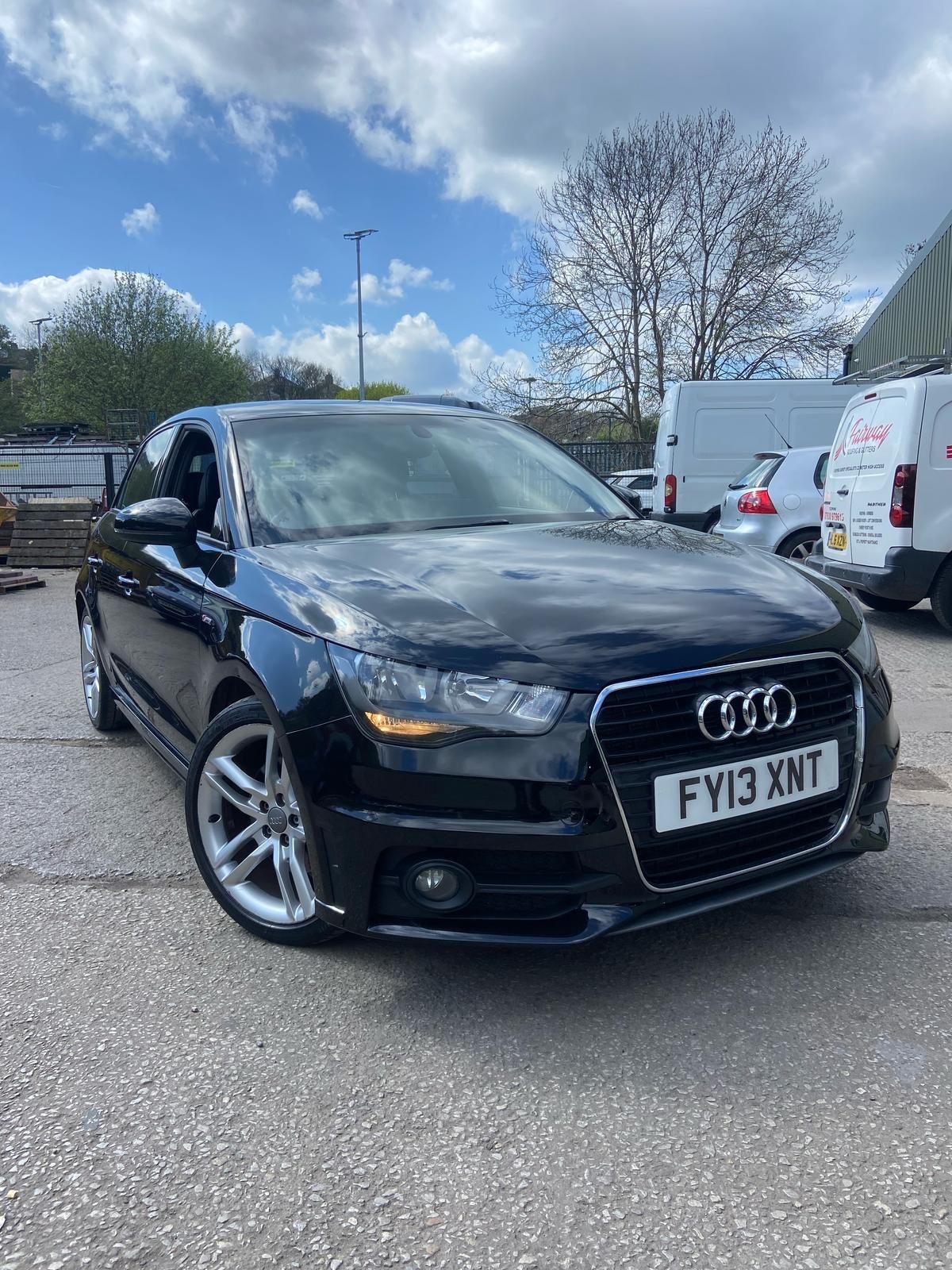 Used Audi A1 2013 for sale - 77781979: Photo 2