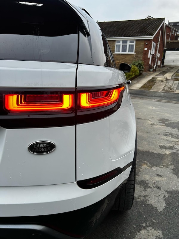 Used Land Rover Range Rover Velar 2018 for sale - 74024554: Photo 12