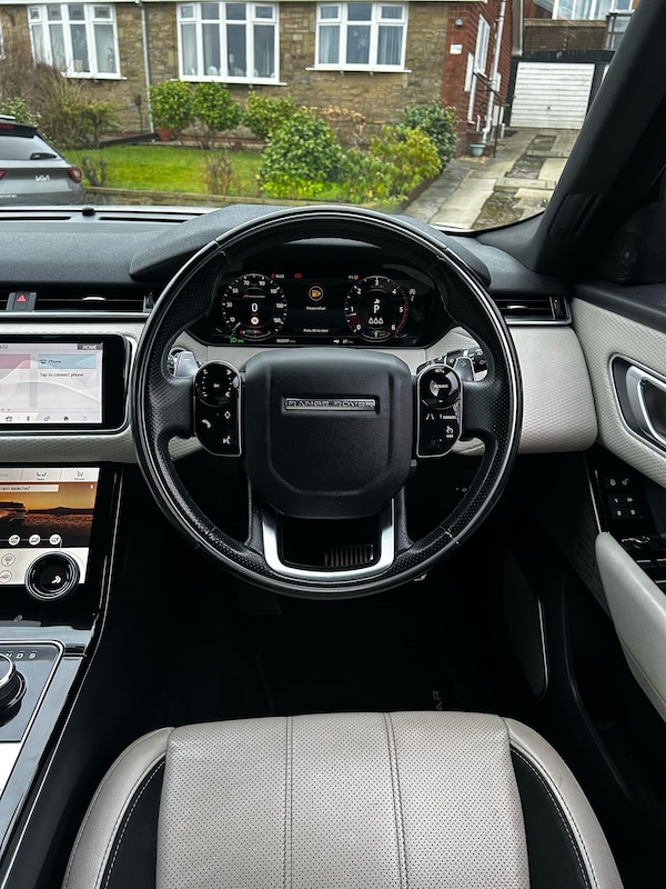 Used Land Rover Range Rover Velar 2018 for sale - 74024554: Photo 25