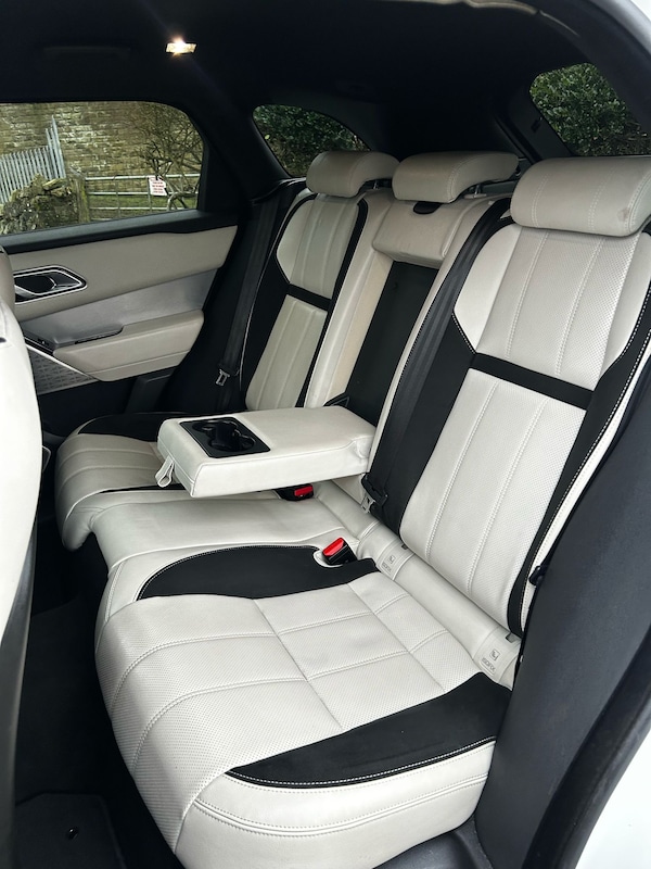 Used Land Rover Range Rover Velar 2018 for sale - 74024554: Photo 8