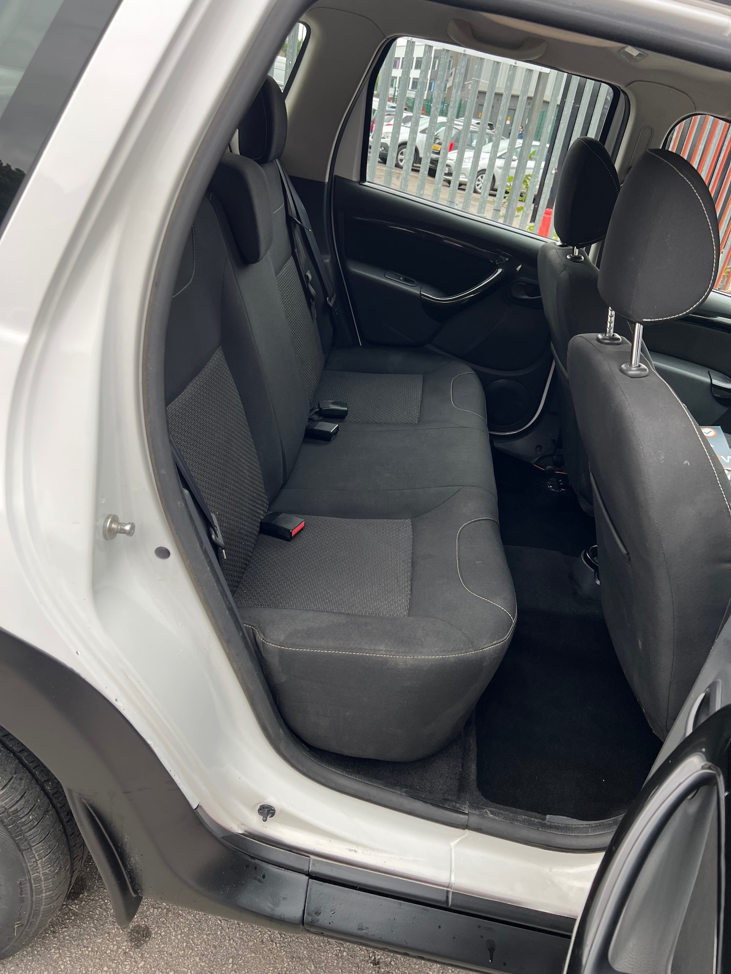 Used Dacia Duster 2014 for sale - 77781820: Photo 10