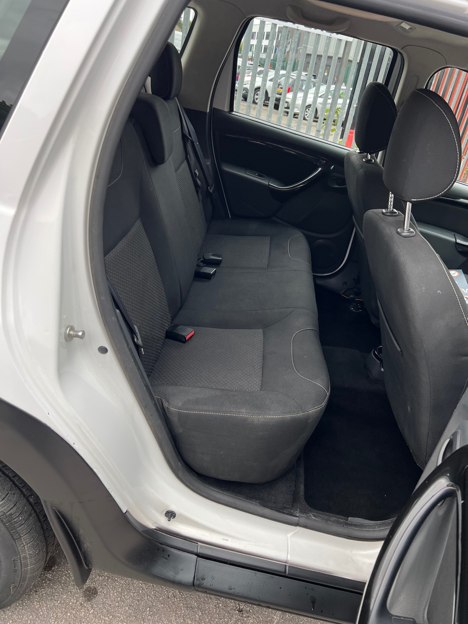 Used Dacia Duster 2014 for sale - 77781820: Photo 11