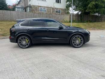 Used Porsche Cayenne 2015 for sale - 74754849: Photo