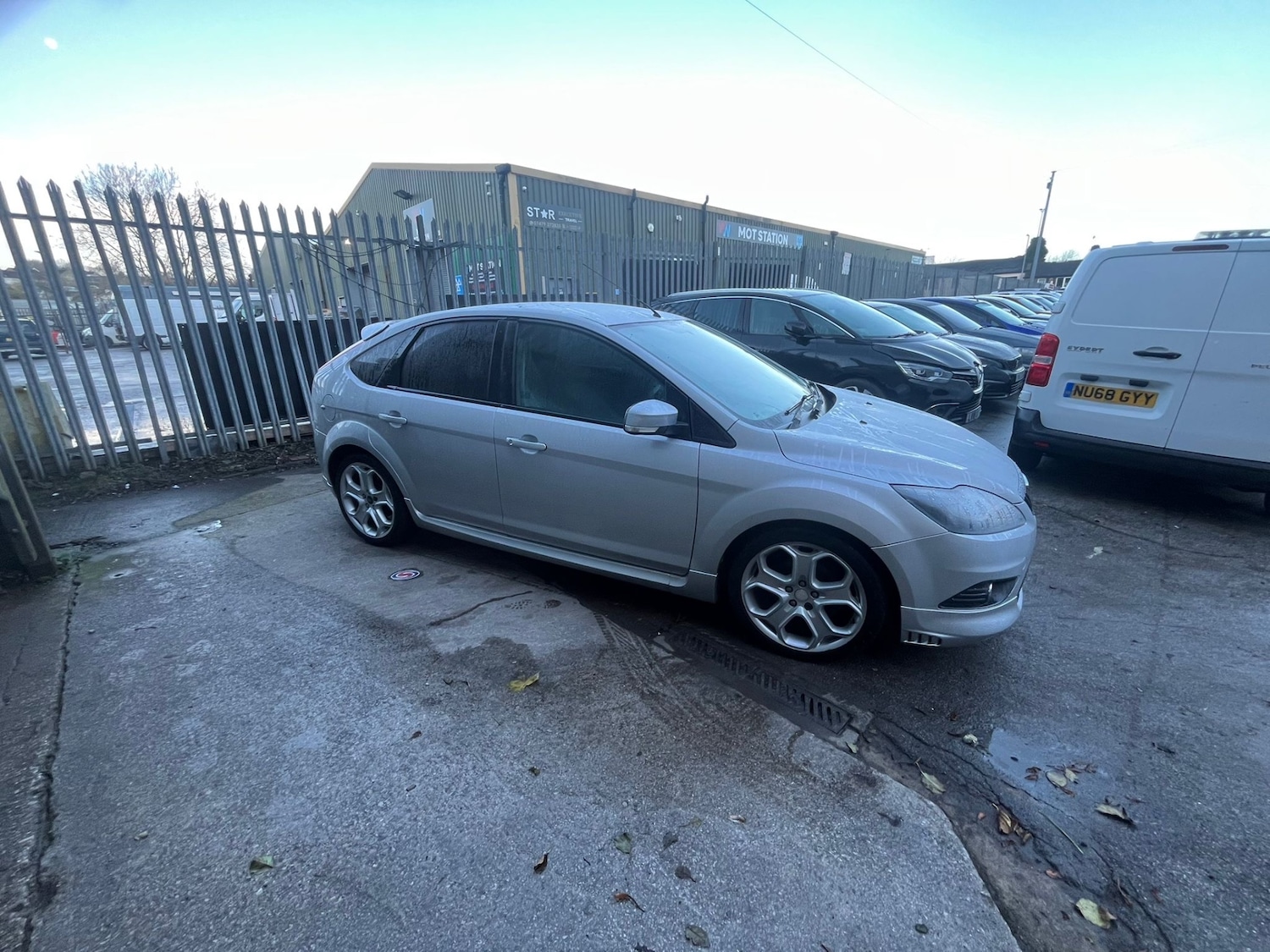 Used Ford Focus 2010 for sale - 76864209: Photo 12