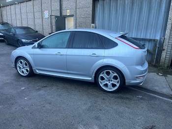 Used Ford Focus 2010 for sale - 76864209: Photo