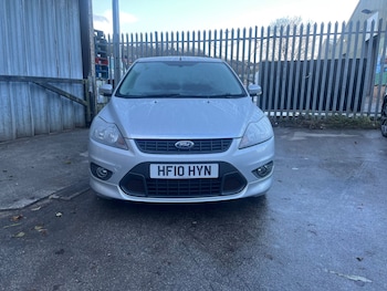 Used Ford Focus 2010 for sale - 76864209: Photo