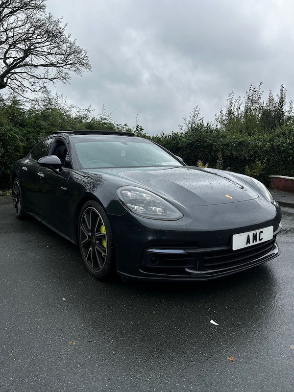 Used Porsche Panamera 2018 for sale - 75700011: Photo 2
