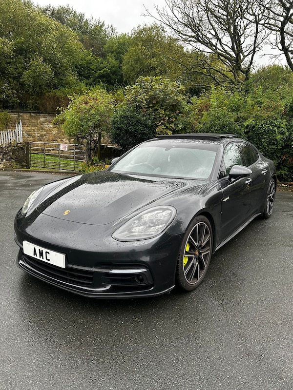 Used Porsche Panamera 2018 for sale - 75700011: Photo 3