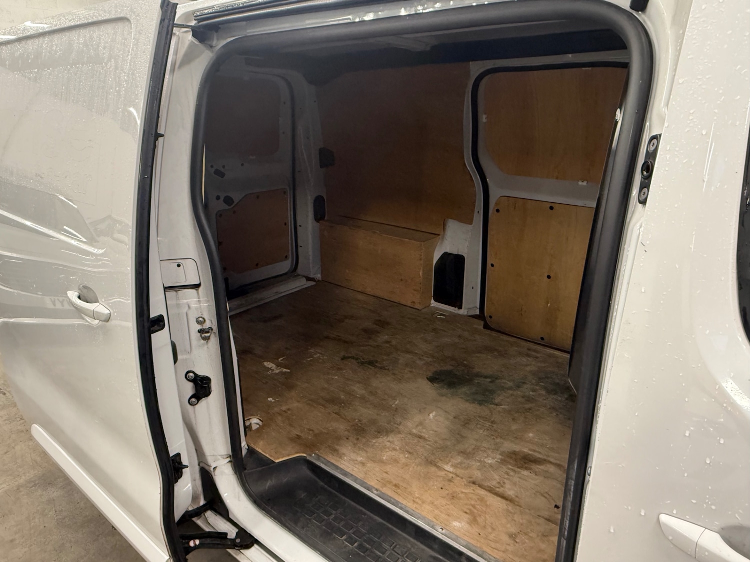 Used Vauxhall Vivaro 2022 for sale - 76369426: Photo 10