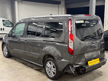 Used Ford Tourneo Connect 2022 for sale - 76483109: Photo