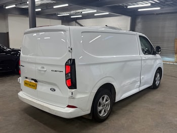 Used Ford Transit Custom 2024 for sale - 76595356: Photo