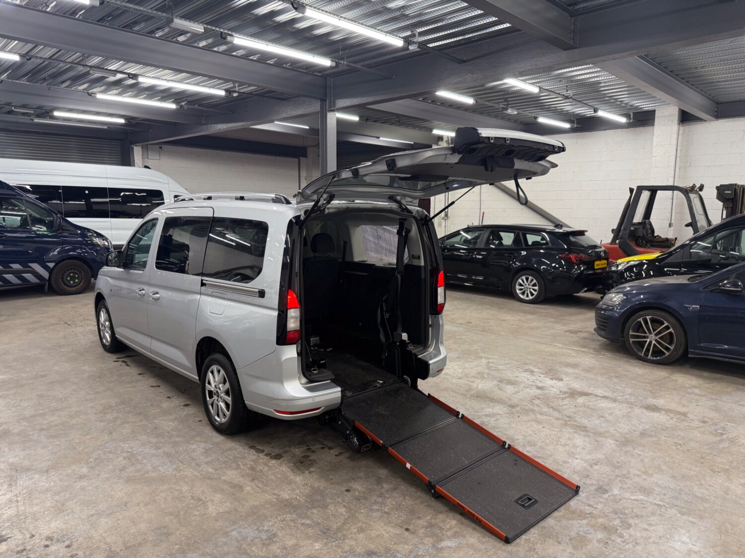 Used Ford Tourneo Connect 2023 for sale - 76198748: Photo 13