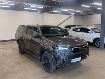 Used Toyota Hilux 2023 for sale - 78300146: Photo