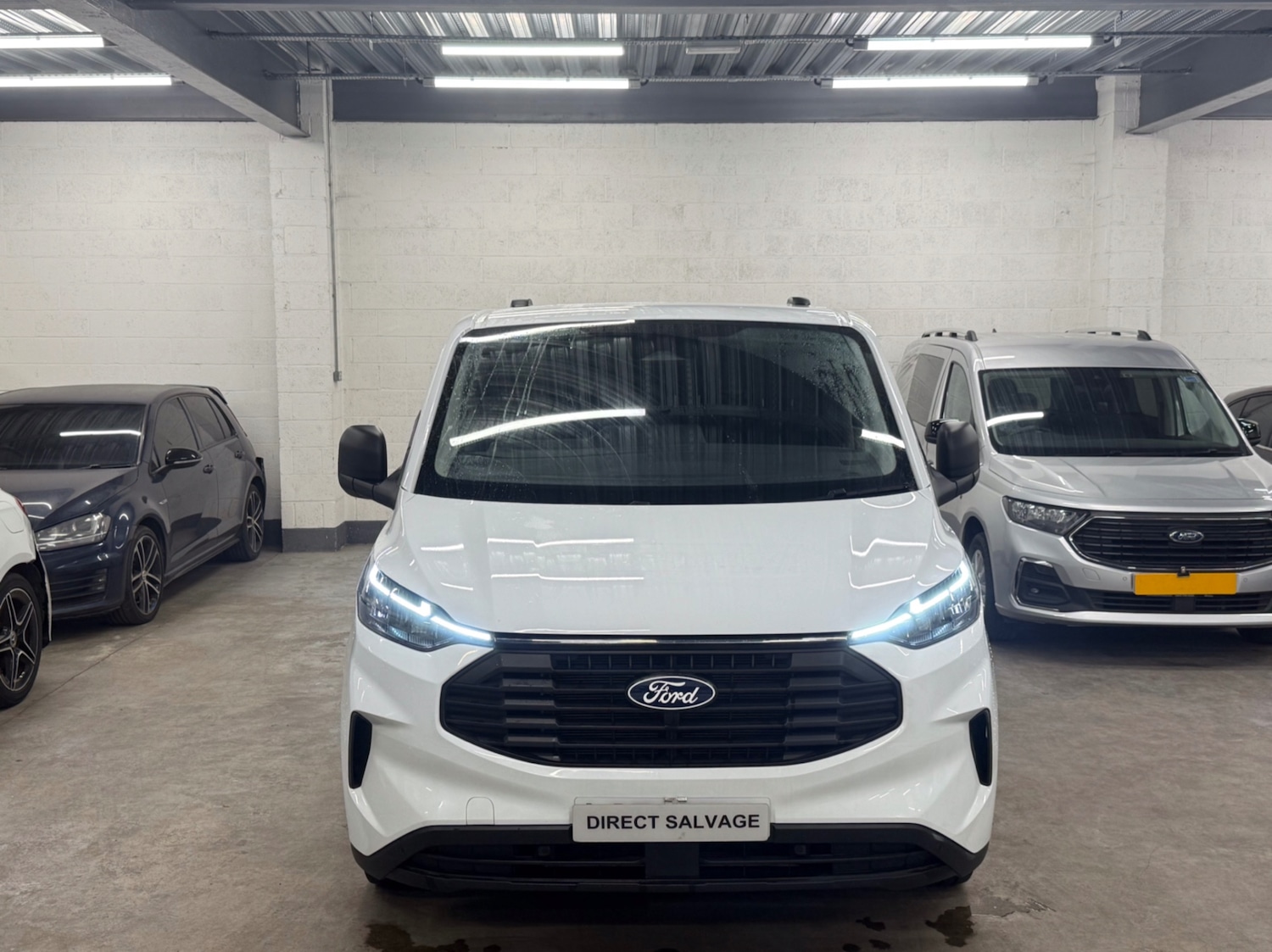 Used Ford Transit Custom 2024 for sale - 76237449: Photo 2