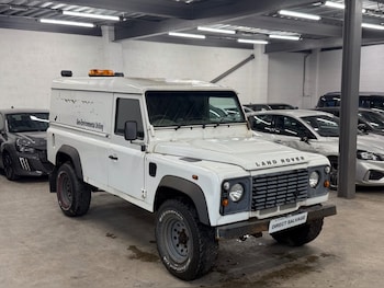 Used Land Rover Defender 2012 for sale - 75599136: Photo