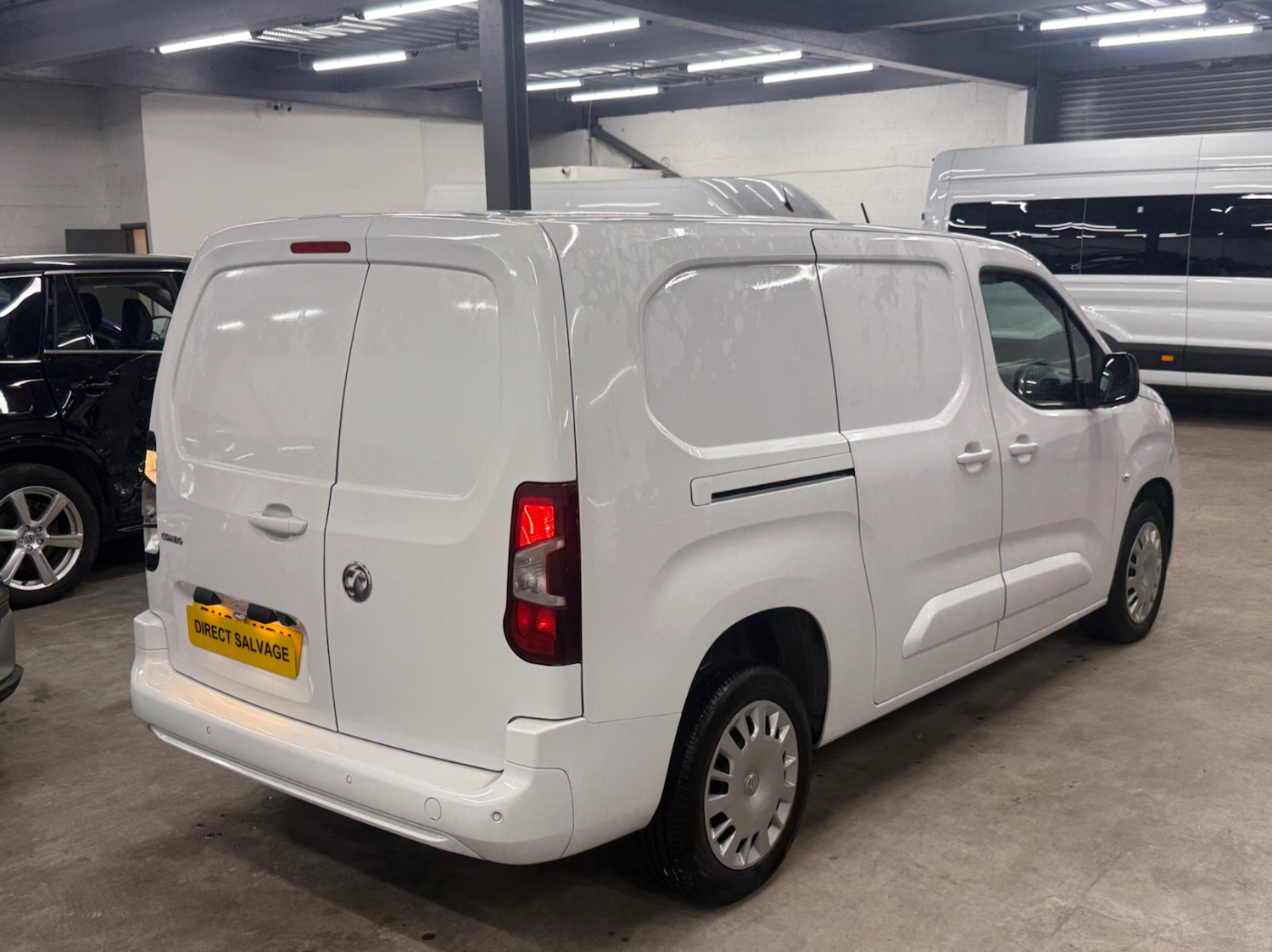 Used Vauxhall Combo 2024 for sale - 76963154: Photo 4