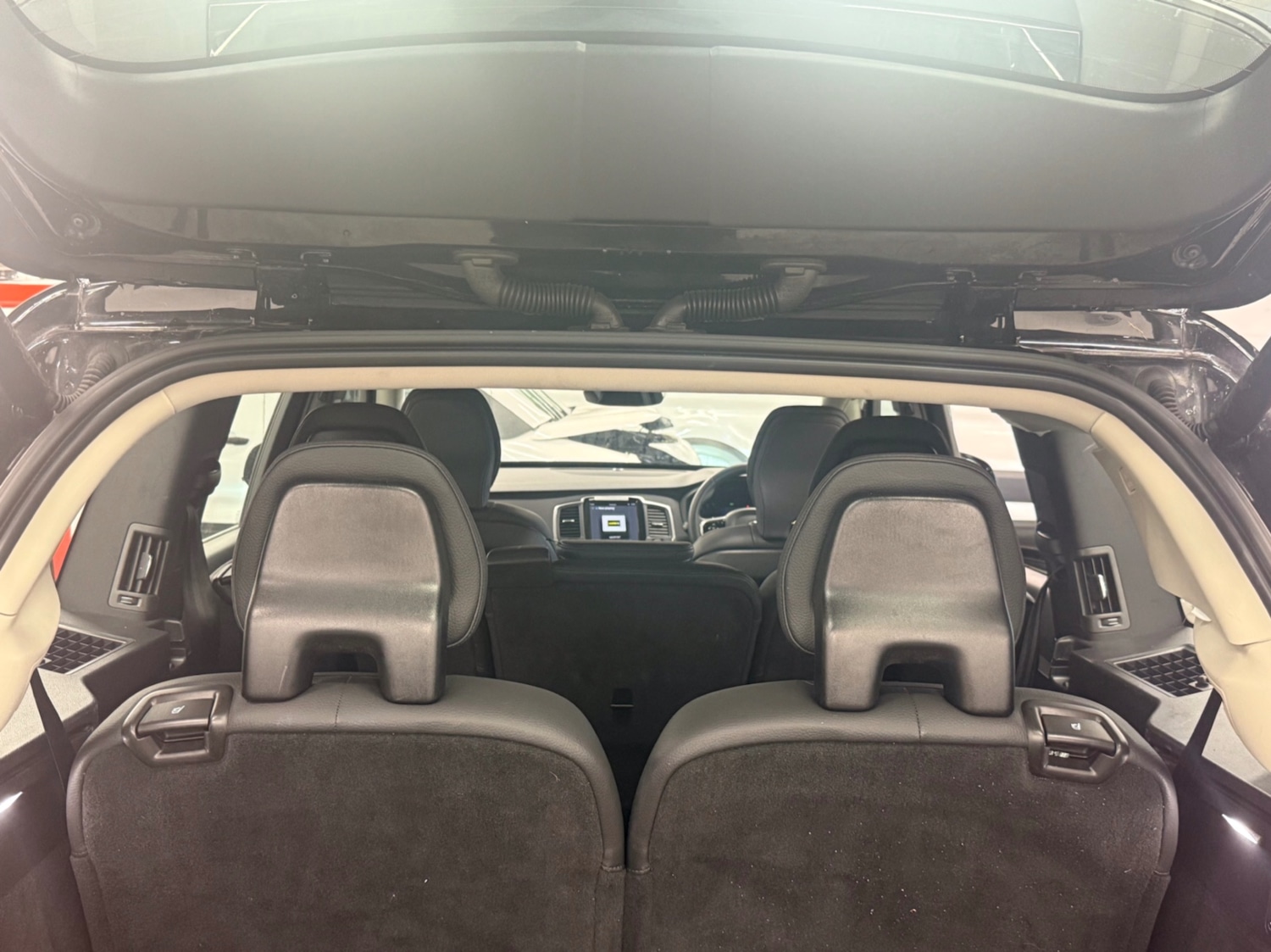 Used Volvo XC90 2023 for sale - 76304577: Photo 10