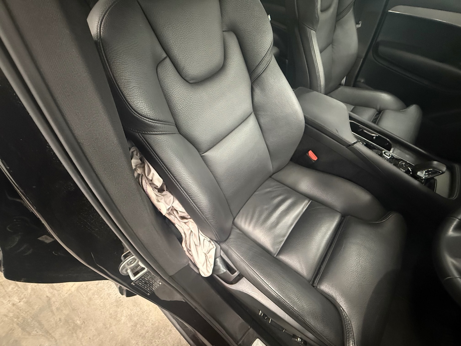 Used Volvo XC90 2023 for sale - 76304577: Photo 16