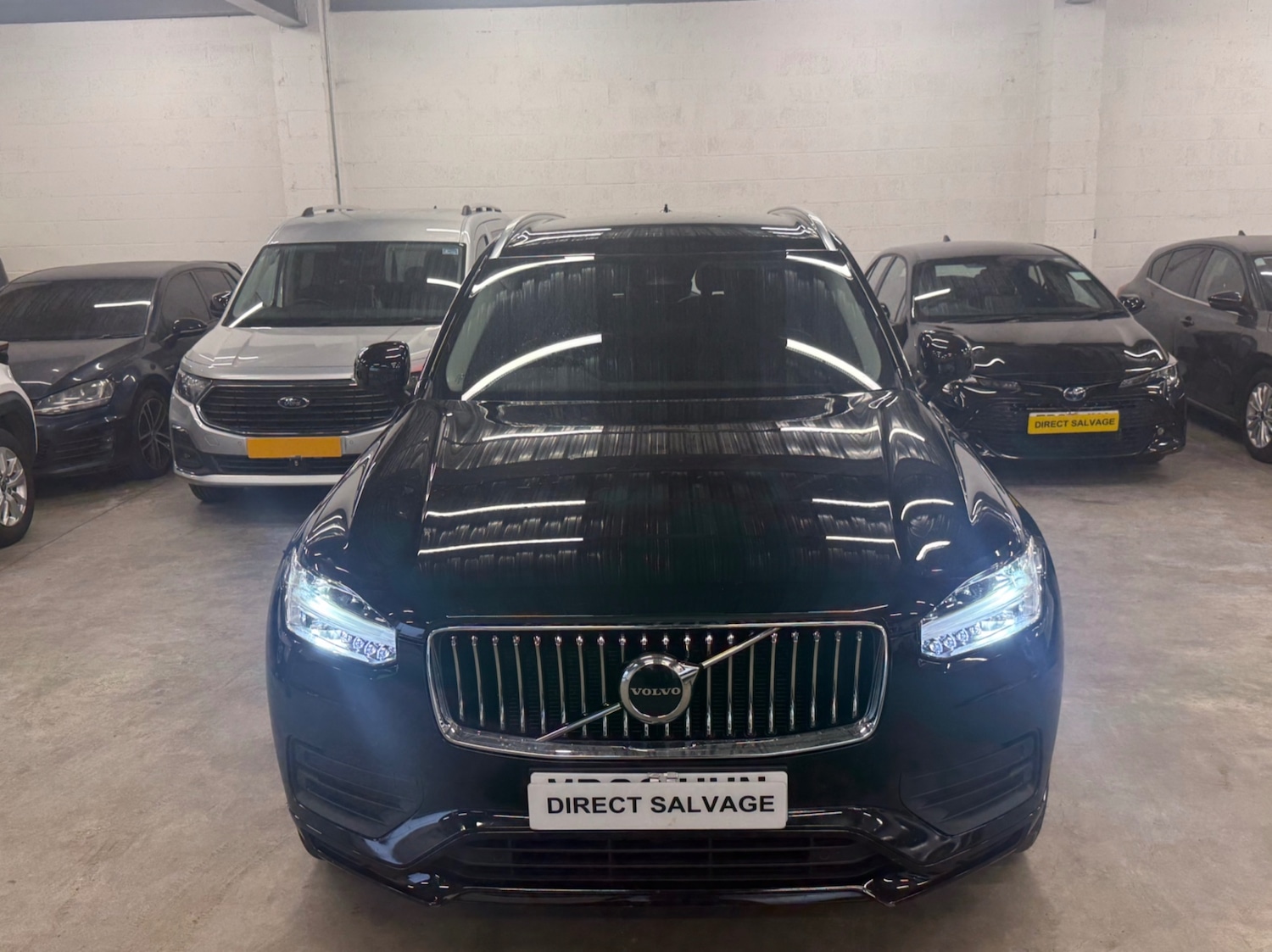 Used Volvo XC90 2023 for sale - 76304577: Photo 2