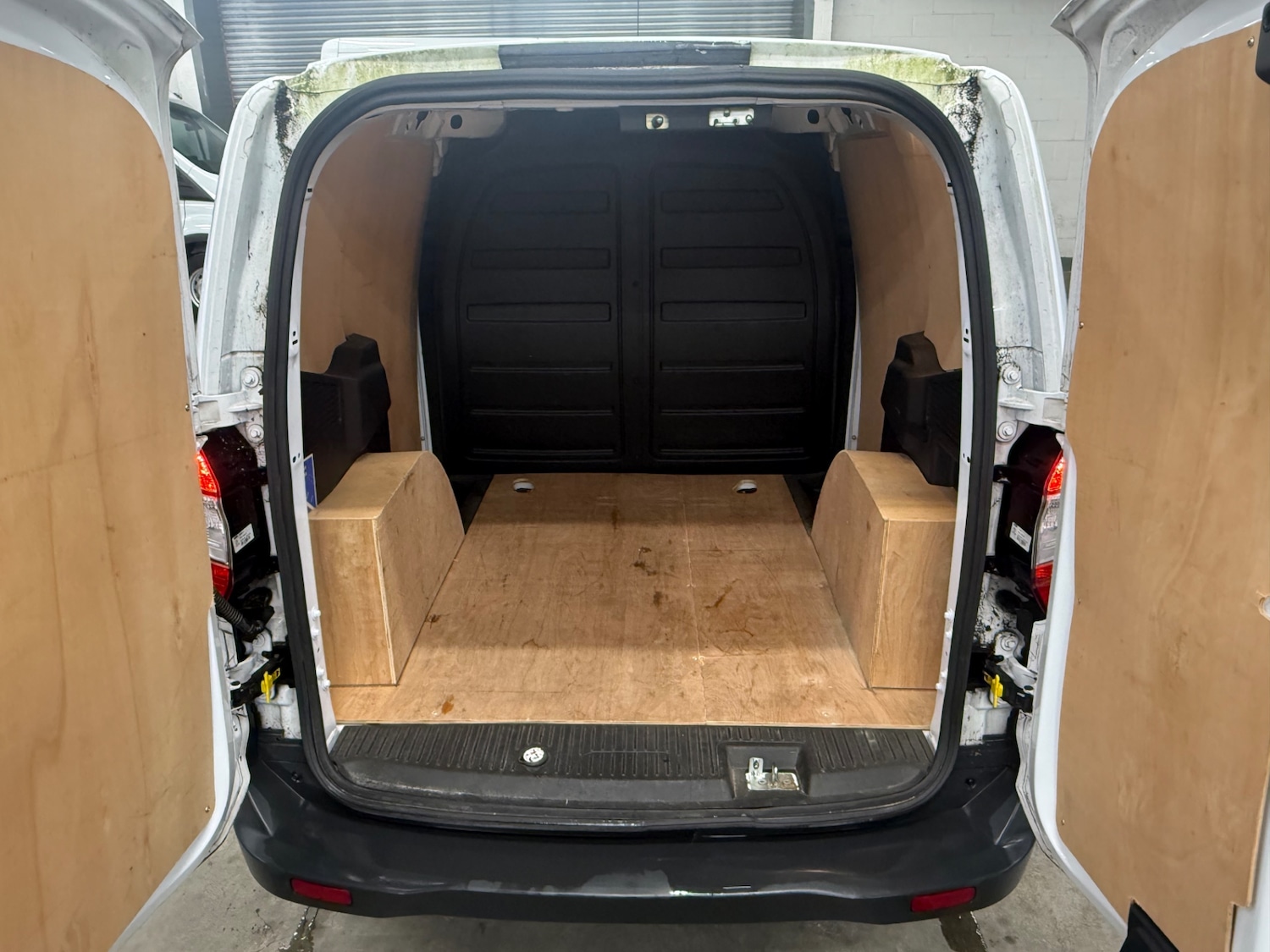 Used Ford Transit Courier 2022 for sale - 77172973: Photo 10