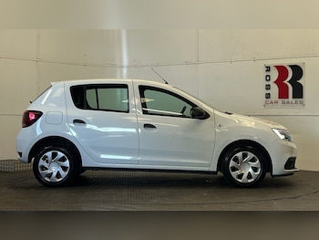 Used Dacia Sandero 2020 for sale - 79209870: Photo