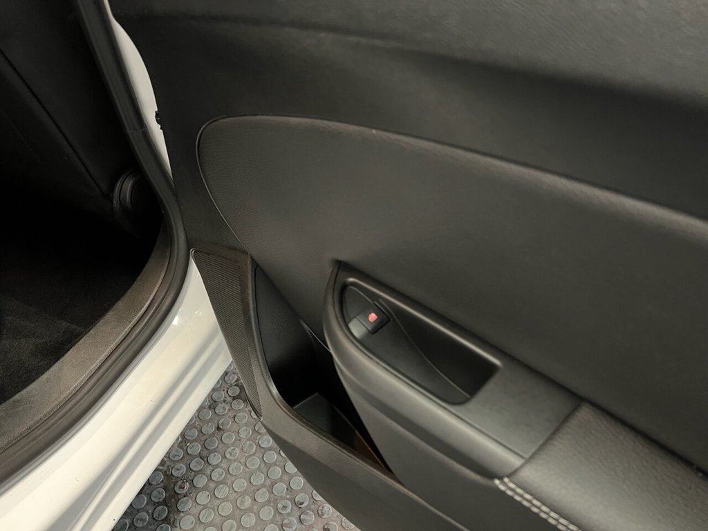 Used Vauxhall Astra 2014 for sale - 76570044: Photo 18