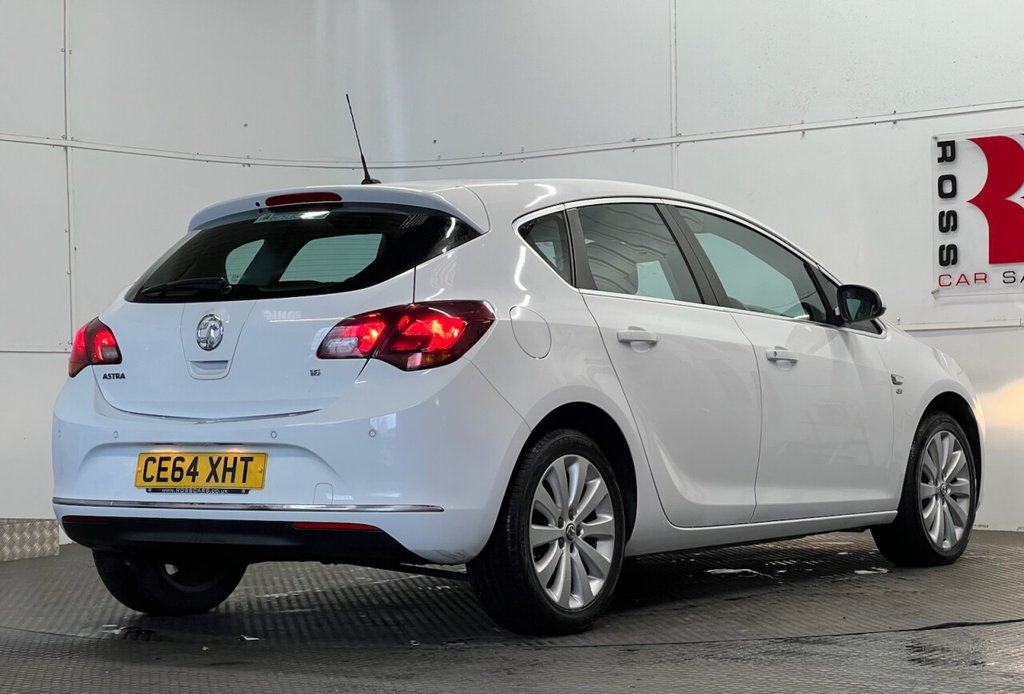 Used Vauxhall Astra 2014 for sale - 76570044: Photo 3