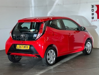 Used Toyota AYGO 2017 for sale - 78256352: Photo