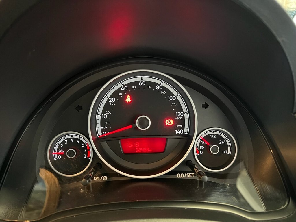 Used Volkswagen up! 2017 for sale - 77747955: Photo 28