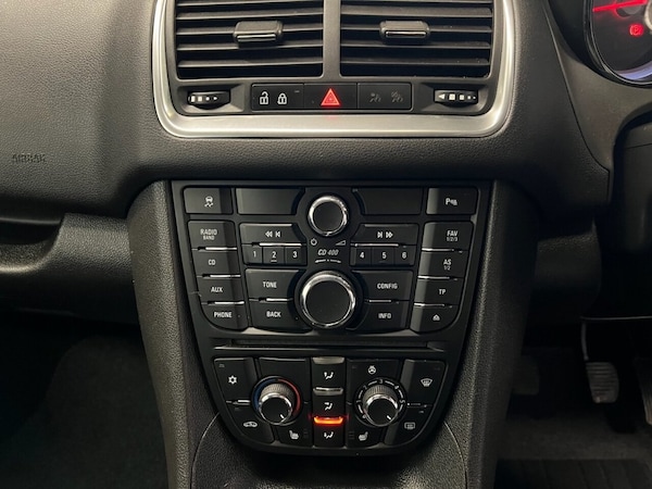 Used Vauxhall Meriva 2015 for sale - 76105704: Photo 24