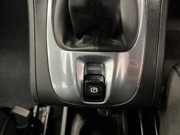 Used Vauxhall Meriva 2015 for sale - 76105704: Photo 26