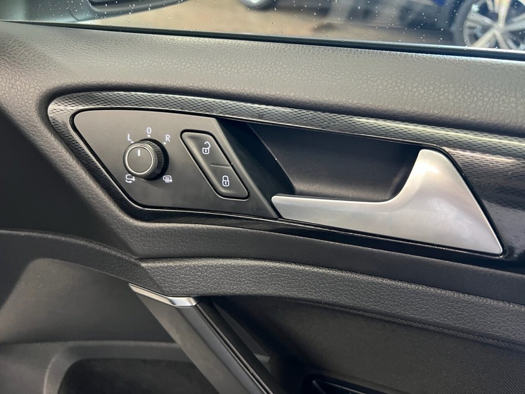 Used Volkswagen Golf 2016 for sale - 76590910: Photo 23