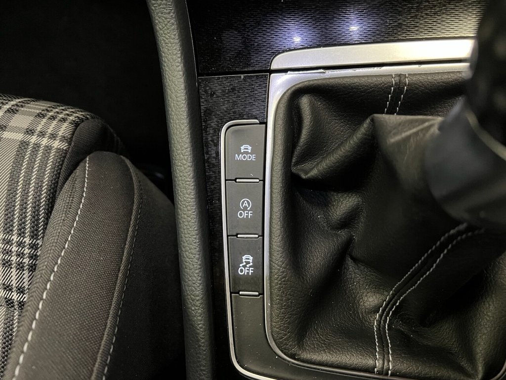 Used Volkswagen Golf 2016 for sale - 76590910: Photo 27