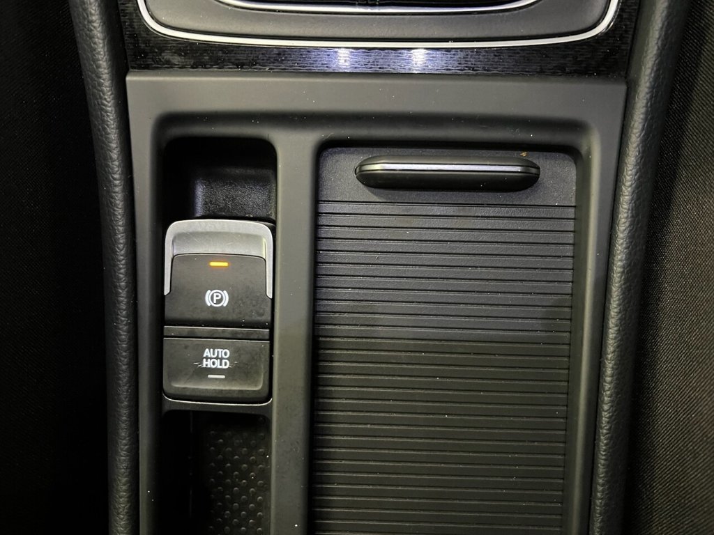 Used Volkswagen Golf 2016 for sale - 76590910: Photo 30