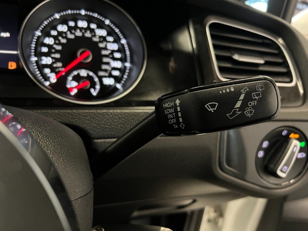 Used Volkswagen Golf 2016 for sale - 76590910: Photo 33