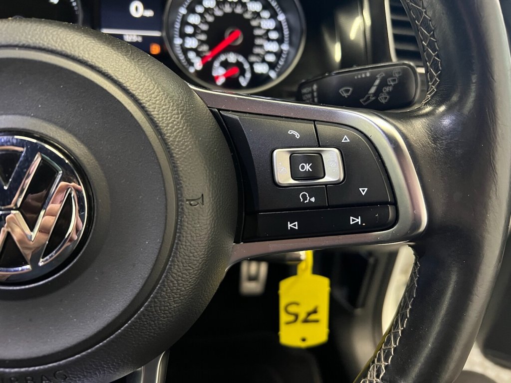 Used Volkswagen Golf 2016 for sale - 76590910: Photo 35