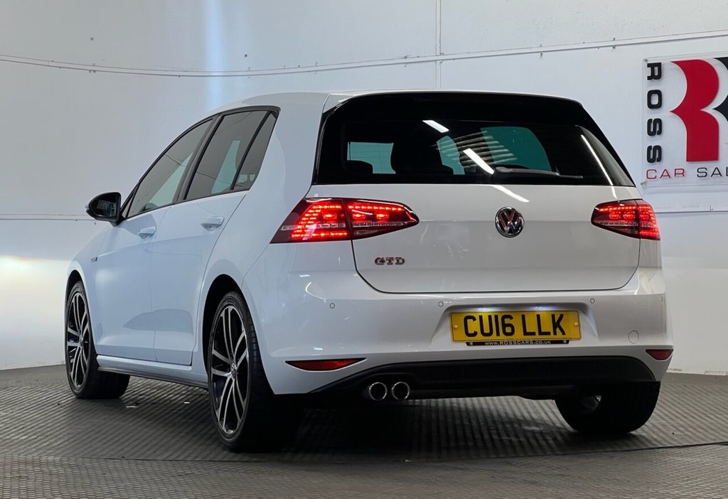 Used Volkswagen Golf 2016 for sale - 76590910: Photo 5