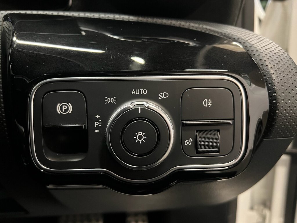 Used Mercedes-Benz A-Class 2018 for sale - 77263148: Photo 34