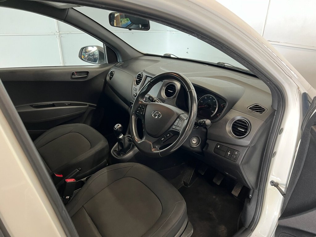 Used Hyundai i10 2018 for sale - 77966738: Photo 19