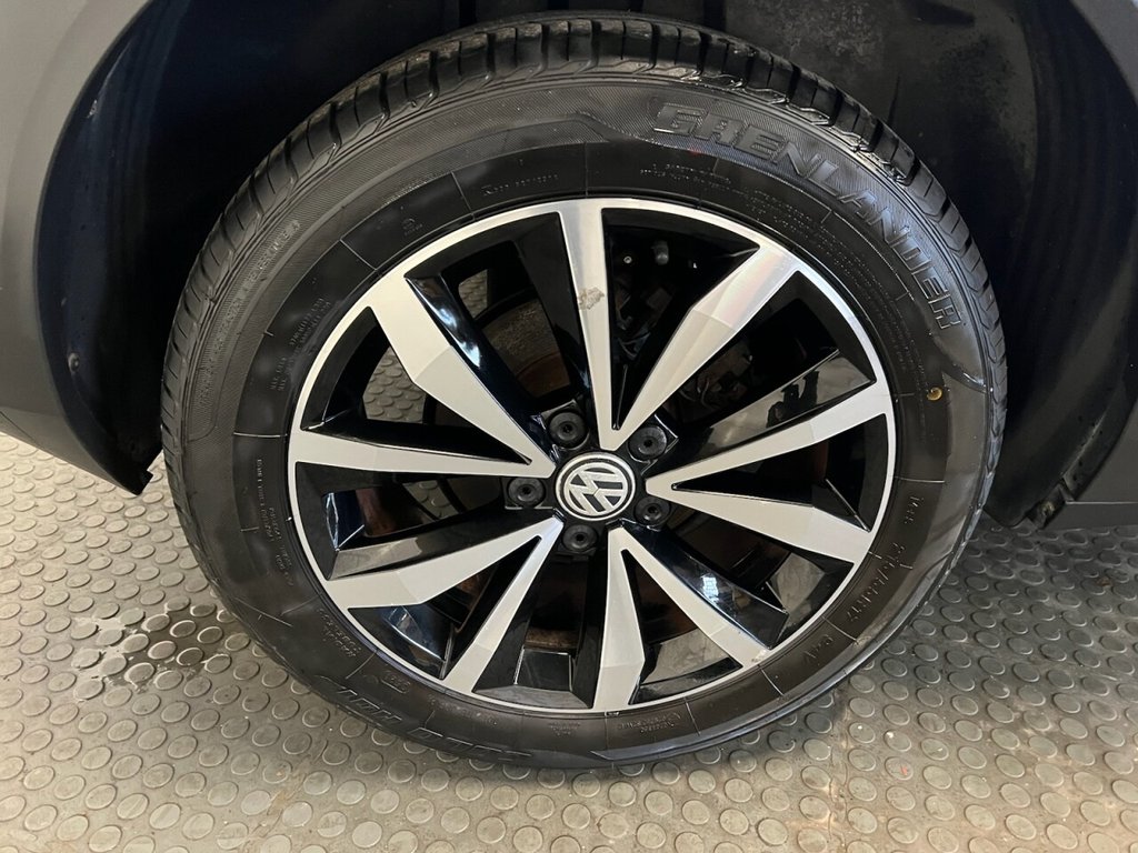 Used Volkswagen T-Roc 2018 for sale - 77681167: Photo 13