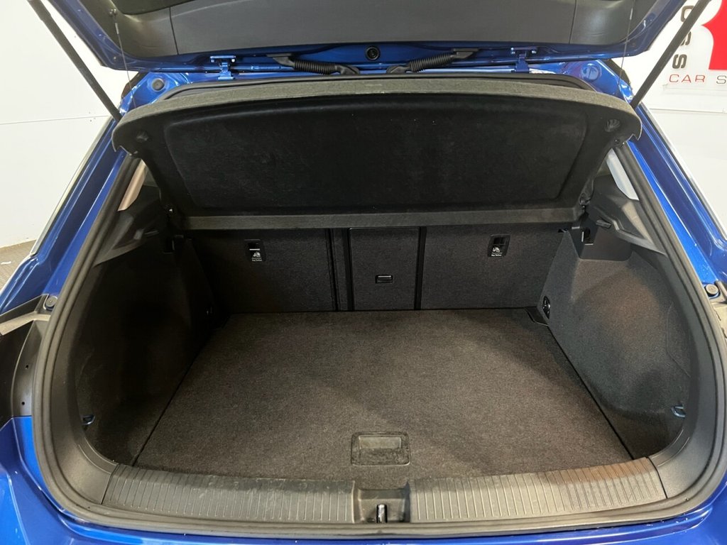 Used Volkswagen T-Roc 2018 for sale - 77681167: Photo 14