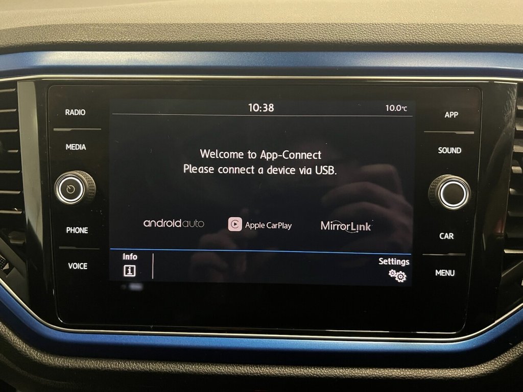 Used Volkswagen T-Roc 2018 for sale - 77681167: Photo 23