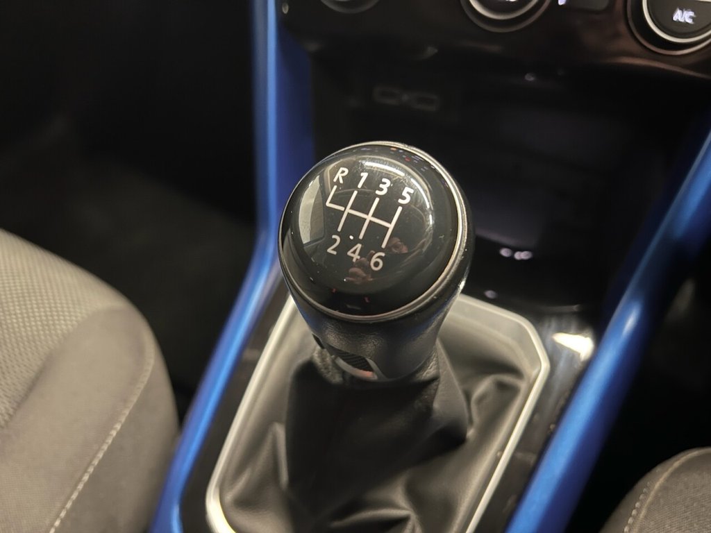 Used Volkswagen T-Roc 2018 for sale - 77681167: Photo 25