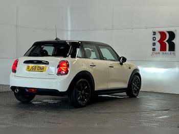 Used MINI Hatch 2018 for sale - 78954788: Photo