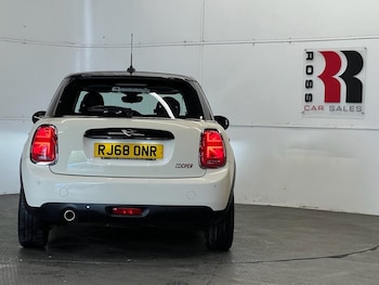 Used MINI Hatch 2018 for sale - 78954788: Photo
