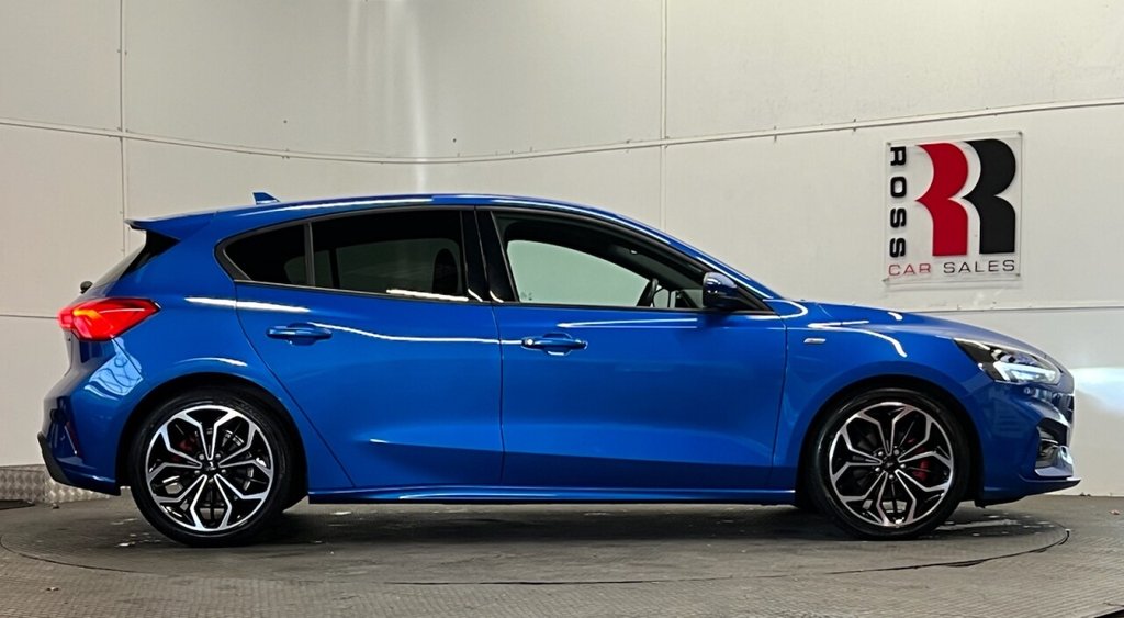 Used Ford Focus 2021 for sale - 76962007: Photo 2