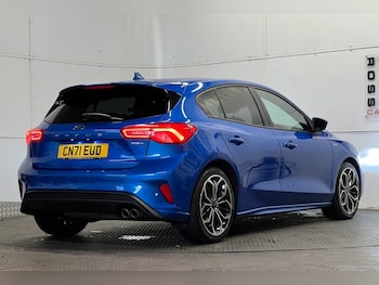 Used Ford Focus 2021 for sale - 76962007: Photo