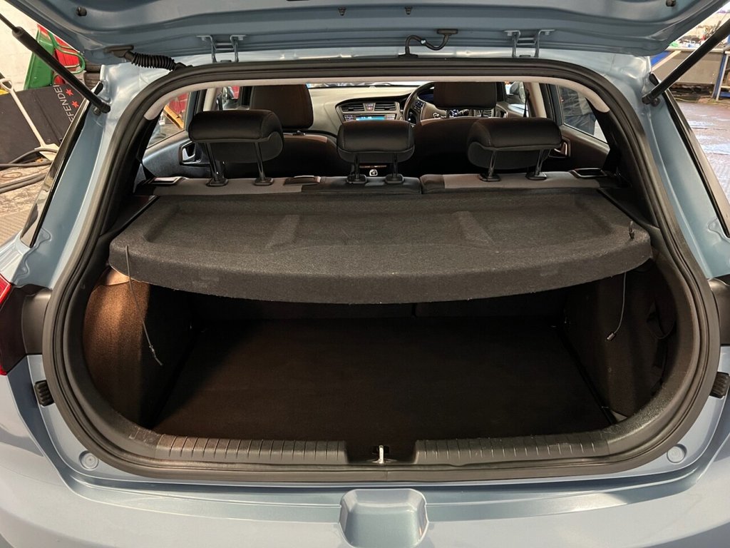 Used Hyundai i20 2016 for sale - 76546808: Photo 14