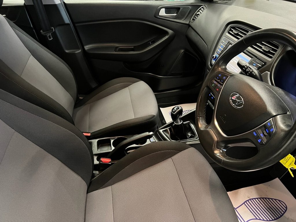 Used Hyundai i20 2016 for sale - 76546808: Photo 20